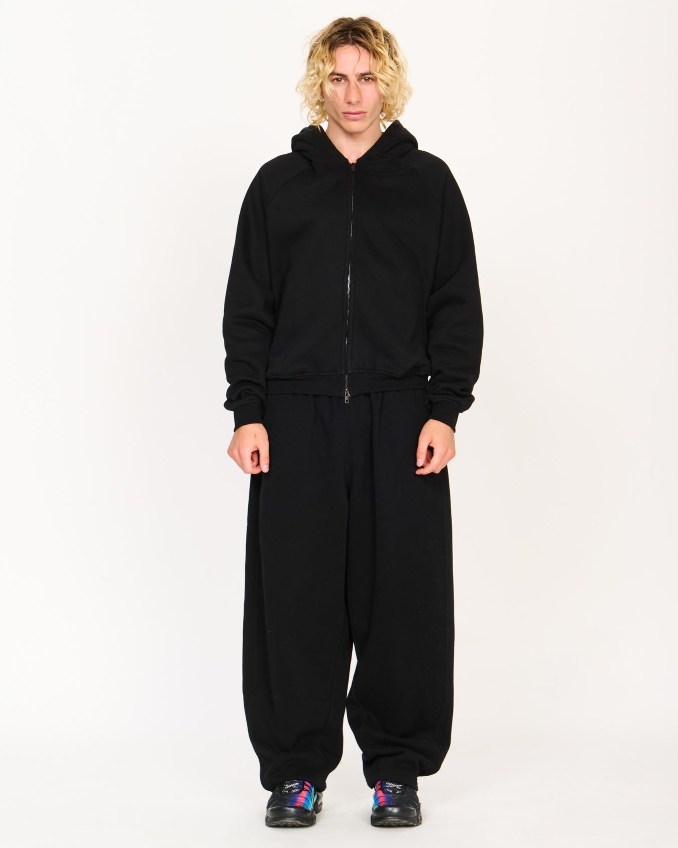 Bluza z Zamkiem (Czarna)